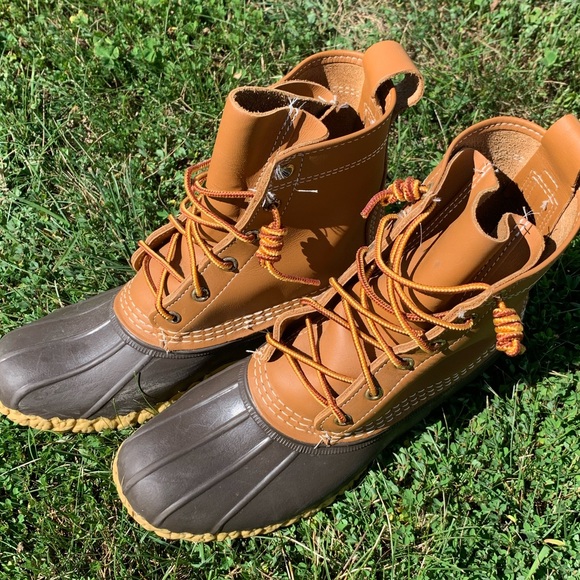 Women’s L.L.Bean Boots, 8" Thinsulate - Picture 2 of 4